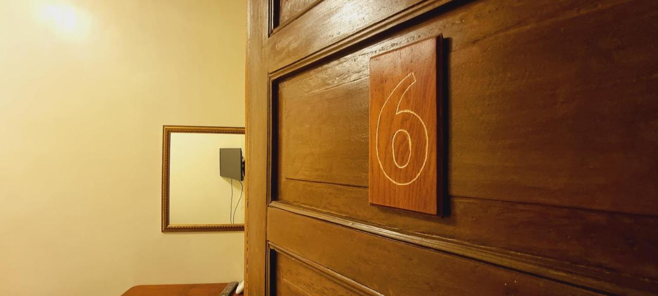 Casa Familya Hotell Batac Exteriör bild