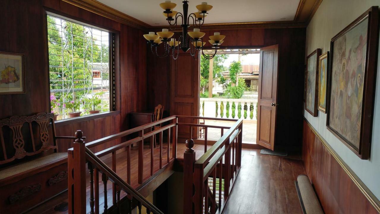Casa Familya Hotell Batac Exteriör bild